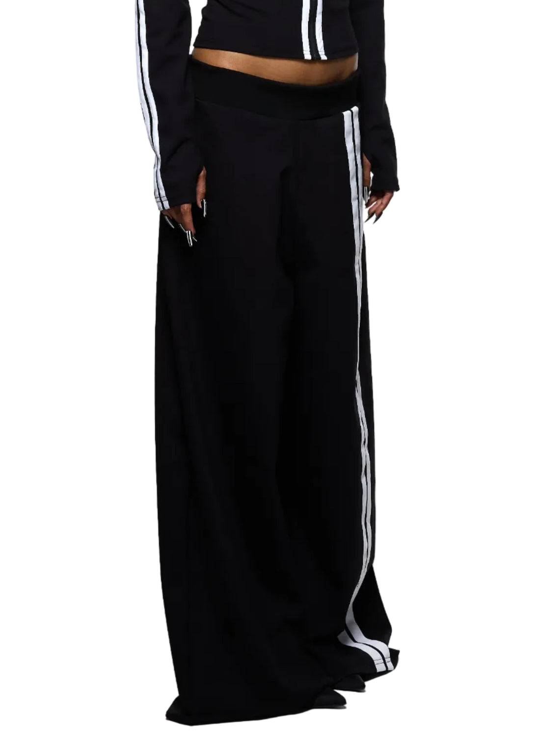 THE SWEATPANTS